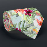 Cravate PixDezines Tropical Paradise Floral Foliage<br><div class="desc">PixDezines Tropical Paradise cravate avec do-it-yourself couleur arrière - plan. Doté d'une végétation luxuriante de fleurs tropicales et de feuillage de monstère, oiseau de paradis, plumeria rouge foncé, hibiscus et feuilles de palmiers. La conception est une image carrelée réglable, copier-coller sur le côté inversé si vous le souhaitez.</div>