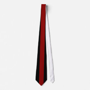 Cravate Rayure verticale rouge foncé sur le noir