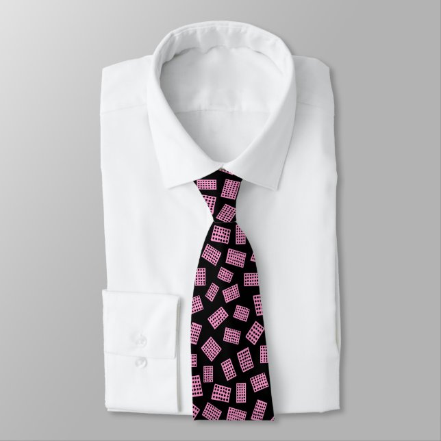 Cravate Rectangles Abstraits 081122 - Rose sur Noir (Attaché)