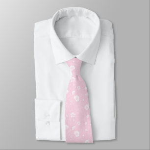 Cravate Rose Pâle et Motif de Fleurs Sauvages Blanches