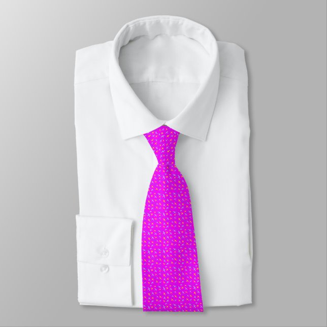 Cravate rose pour les hommes aux croix minuscules (Attaché)