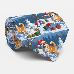 Cravate Shiba Inu courant dans la neige avec un chapeau de