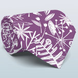 Cravate Silhouette botanique violette<br><div class="desc">Des silhouettes végétales florales et feuillues de feuilles et de fleurs sur un arrière - plan violet. Art original de Nic Squirrell.</div>