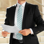 Cravate Stripes classiques Green Mint et Navy<br><div class="desc">Design à rayures classiques qui peut être facilement personnalisé pour un cadeau de fête des pères, cadeau de mariage pour vos groomsmen, événements d'entreprise, etc</div>