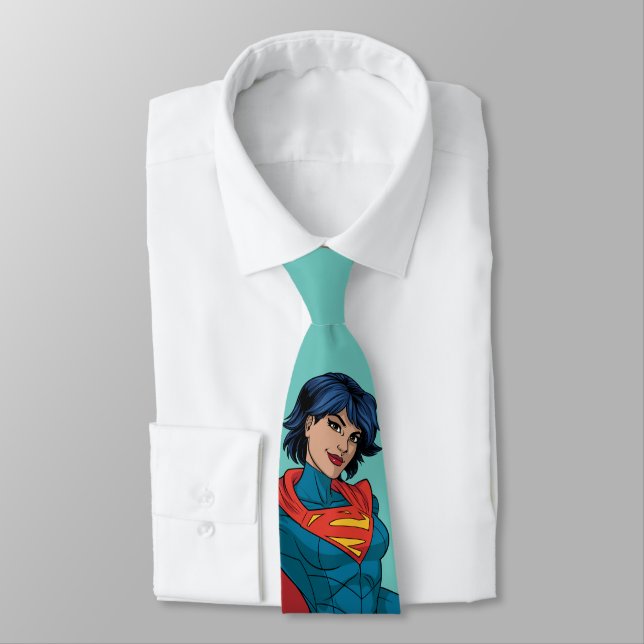 Cravate Supergirl Hovering en costume bleu (Attaché)