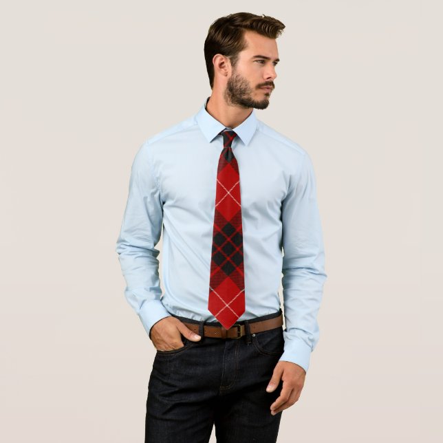 Cravate Tartan du clan Munro Vestiarium Scoticum (En situation)