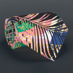 Cravate Tie Noir Rose Vert Blanc Plantes Tropicales Cou<br><div class="desc">Le tie pour homme présente un collage de plantes tropicales en rose, vert, jaune et blanc sur fond noir. PLUS de modèles en magasin. Idéal pour le bureau, une soirée en ville, un mariage, pour le marié ou les garçons d'honneur ou comme cadeau pour votre mari, père, frère ou meilleur...</div>