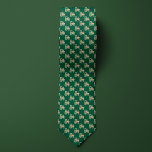 Cravate Tracteur Green & Gold<br><div class="desc">Rien n'est plus emblématique dans la campagne agricole qu'un tracteur, ce qui rend ce design simple mais élégant idéal pour le fermier dans votre vie. Créez une combinaison de cadeaux avec une paire de chaussettes assorties avec le même design.</div>