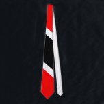 Cravate Trinité-et-Tobago<br><div class="desc">Ce produit du magasin Trini Stuff présente le drapeau national rouge, blanc et noir de Trinidad & Tobago. Visitez aussi notre page d'accueil de magasins pour voir d'autres images et graphiques Trini cool et excitants créés juste pour vous! Le drapeau de Trinité-et-Tobago a été choisi pour servir de drapeau national...</div>