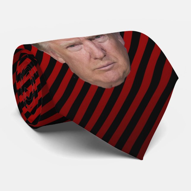 CRAVATE TRUMP ROUGE FOND ET NOIR (Roulé)
