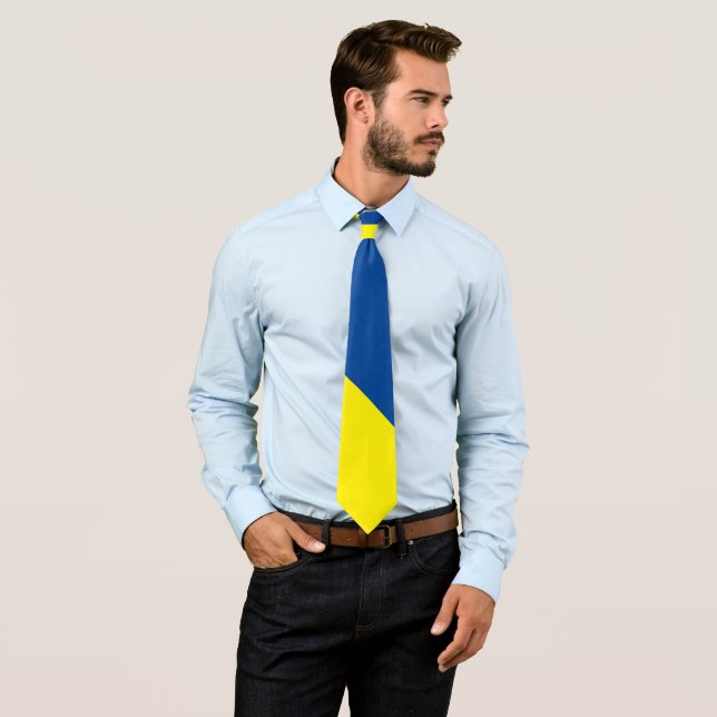 Cravate Ukranian Flag Neck Tie (En situation)