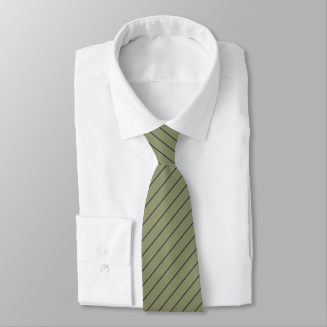 Cravate Vert Sage foncé avec Gris Charbon Pinstripes (Attaché)