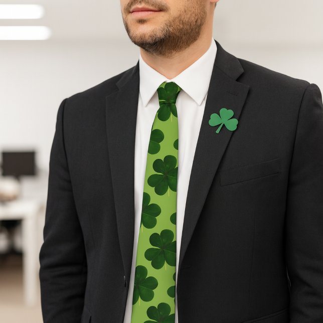Cravate Vert Shamrock Fête de la Saint-Patrick (St. Patrick's Day Office Mockup: A professionally attired individual, wearing a green shamrock tie.)