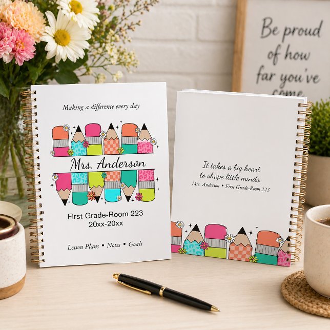 Crayon de couleur Professeur Nom Classe (Custom planner for teacher with inspirational quote)