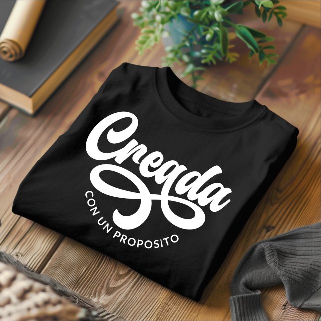 Creada Con Un Proposito Christian Spanish T-Shirt (Créateur téléchargé)