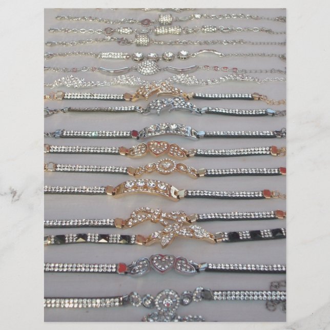 Création de collier en diamant décoré étincelant d (Devant)