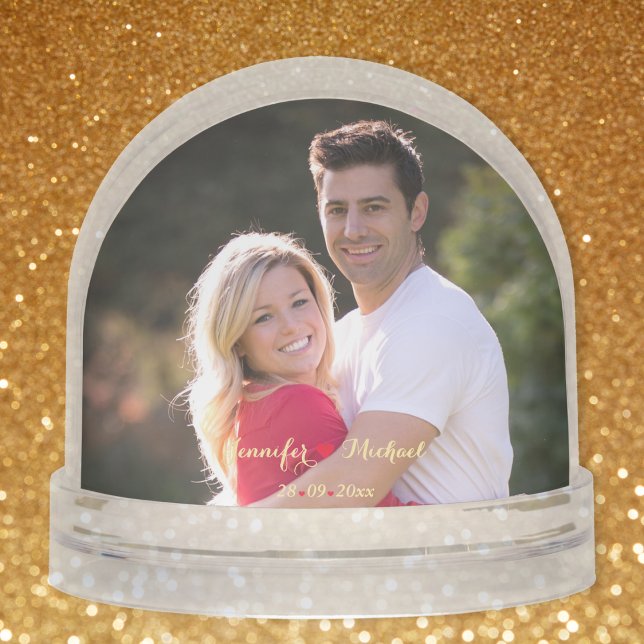 Créer notre première photo de couple de Noël (Create Our First Christmas Newlywed Couple Photo Snow Globes)