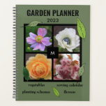 Créez votre propre planificateur photo de jardin r<br><div class="desc">Créez votre propre planificateur photo de jardin rustique. Vous pouvez le personnaliser et ajouter vos propres photos à l'avant, ajouter votre monogramme et année.</div>