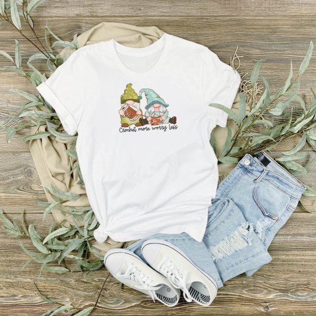 Crochet plus s'inquiéter moins t-shirt avec de mig (Créateur téléchargé)