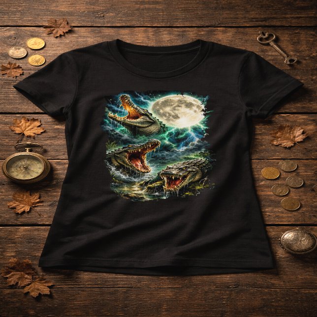 Crocodile Moon T-Shirt (Créateur téléchargé)