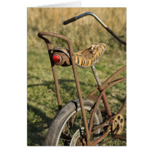 Croiseur de recyclage allant à vélo de banane de