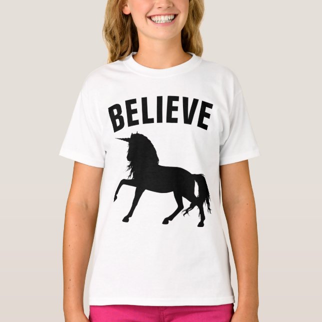 CROYEZ UNICORN T-shirts pour filles (Devant)