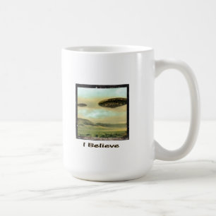 Cru "je crois" la tasse d'UFO
