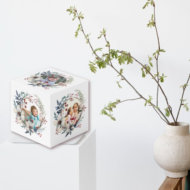 Cube Photo Couronne de Noël avec baies et fleurs photo (Créateur téléchargé)