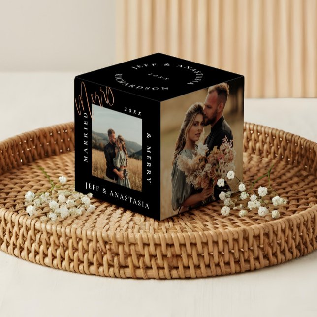 Cube Photo Minimal Moderne Mariés & Joyeux Or Script (Minimal Modern Married & Merry Gold Script Cube)
