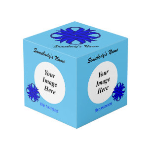 Cube Photo Ruban bleu de trèfle Modèle par Kenneth Yoncich