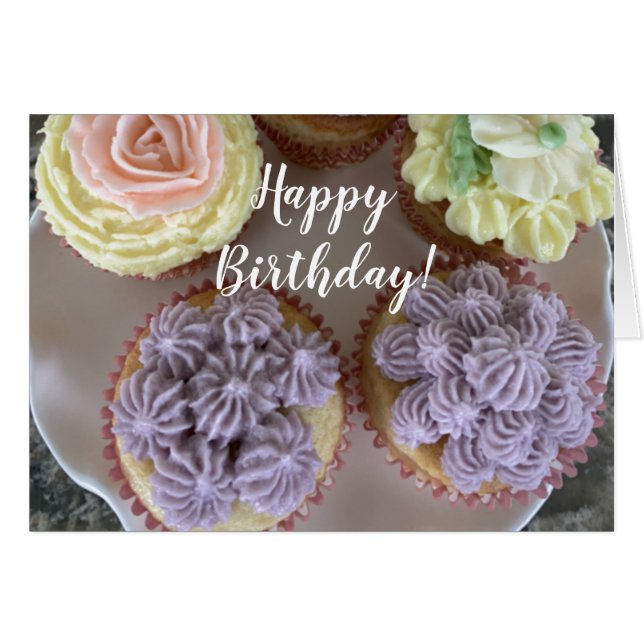 Cupcakes À La Tuyauterie Pour Votre Anniversaire (Devant horizontal)