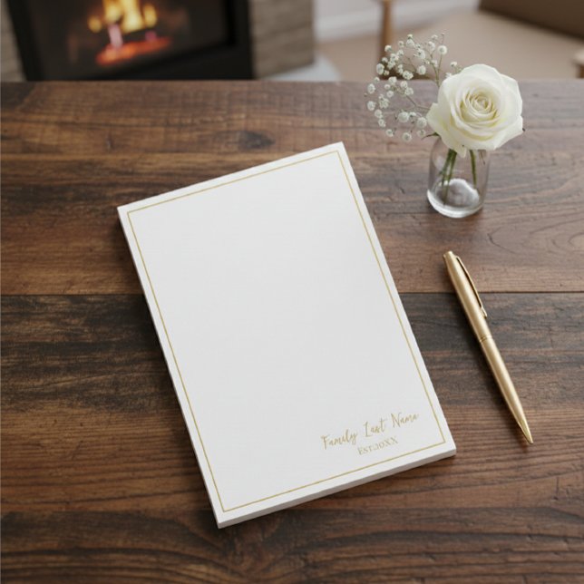 Custom Family Last Name Gold Border Post-it Notes (Créateur téléchargé)