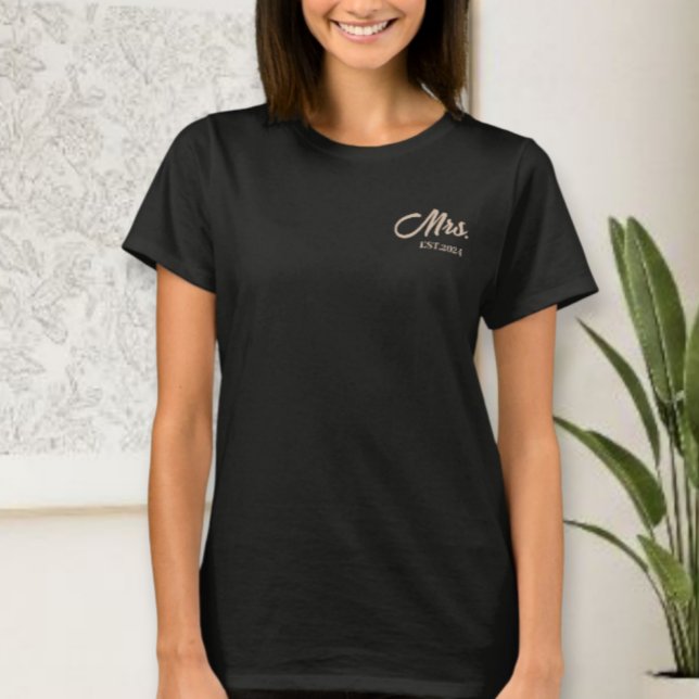 Custom t-shirt Mrs., Future Mrs. (Créateur téléchargé)