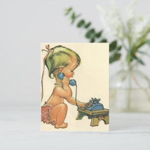 Cute Blond Girl Parler sur Toy Phone Invitation