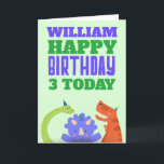 Cute Dinosaures Enfants Nom d'âge Carte d'annivers<br><div class="desc">Envoyez un jeune enfant des salutations dans le style avec cette carte amusante de dinosaures avec de mignons animaux préhistoriques Dans les casquettes de fête le bas, et grande typographie audacieuse en violet et vert en haut. Happy Birthday est dans un style fixe, et vous pouvez facilement personnaliser la ligne...</div>