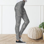 Cute Fun Gris Blanc Poulet Silhouette Leggings<br><div class="desc">Les pattes ornent le motif de poulet.</div>