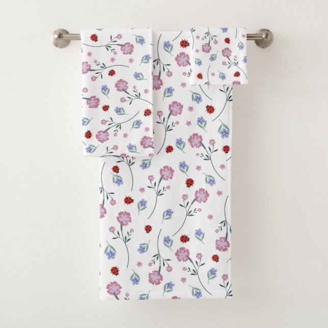Cute Ladybug Polka dot Daisy Flower Russe Motif (En situation)