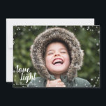 Cute Love & Light Hanoukka Carte photo de vacances<br><div class="desc">Le Carte photo Hanoukka Holiday est élégant et mignon, parfait pour tous vos amis et votre famille en cette période de vacances. Customisez le texte avec votre nom de famille et l'année et échangez la photo pour une photo de vos enfants, de votre animal de compagnie ou de toute la...</div>