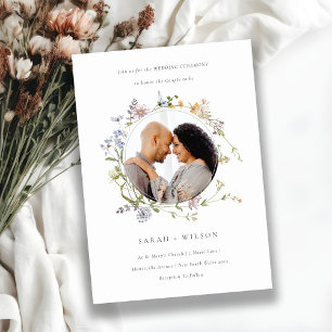 Cute Meadow Floral Wreath Mariage Photo Invitation
