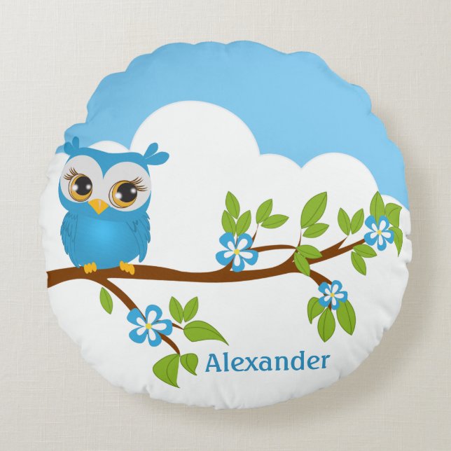 Cute Owl Boy sur un Coussin rond de branche (Devant)