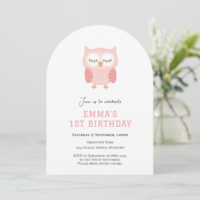 Cute Owl simple invitation de premier anniversaire (Debout devant)