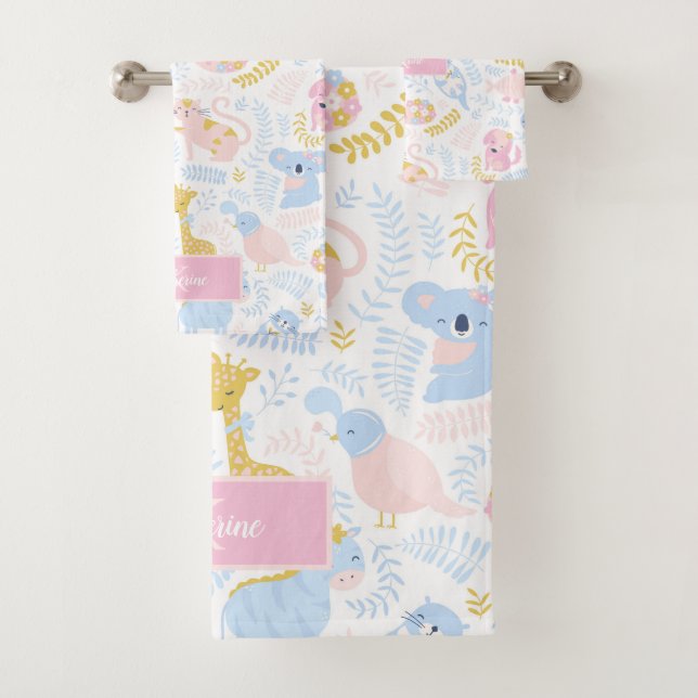 Cute Pastel Animal Monogrammed Girl Salle de bain  (En situation)