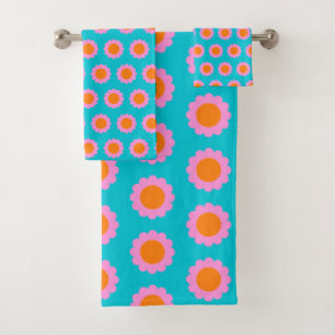 Cute Retro 60's Turquoise Mod Flower Motif