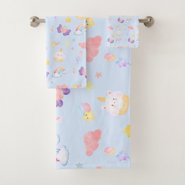 Cute rose doux cupcake unicorne Motif arc-en-ciel (En situation)