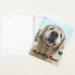 Cute Smiling Golden Retriever dans Closeup Custom