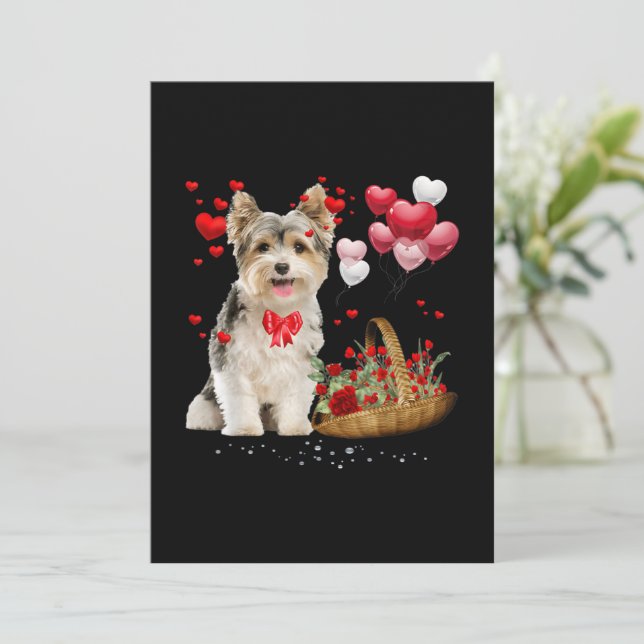 Cute Yorkshire Terrier Balloon Heart Valentine Day (Debout devant)