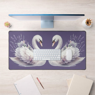 Cygne à l'aquarelle avec florales lavande