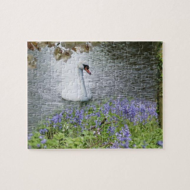 Cygne sur le puzzle denteux de l'eau (Horizontal)