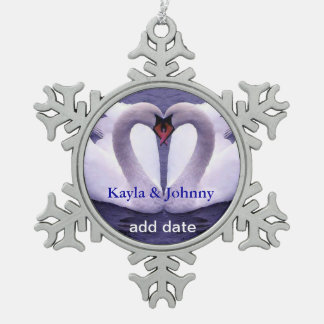 Cygnes en ornement de flocon de neige d'étain