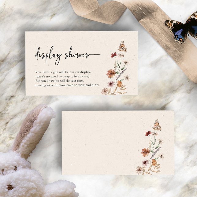 D'accompagnement Carte d'annonce de douche de style Boho (Boho Wildflower Display Shower Enclosure Card with Butterfly by Painted Paperie
)